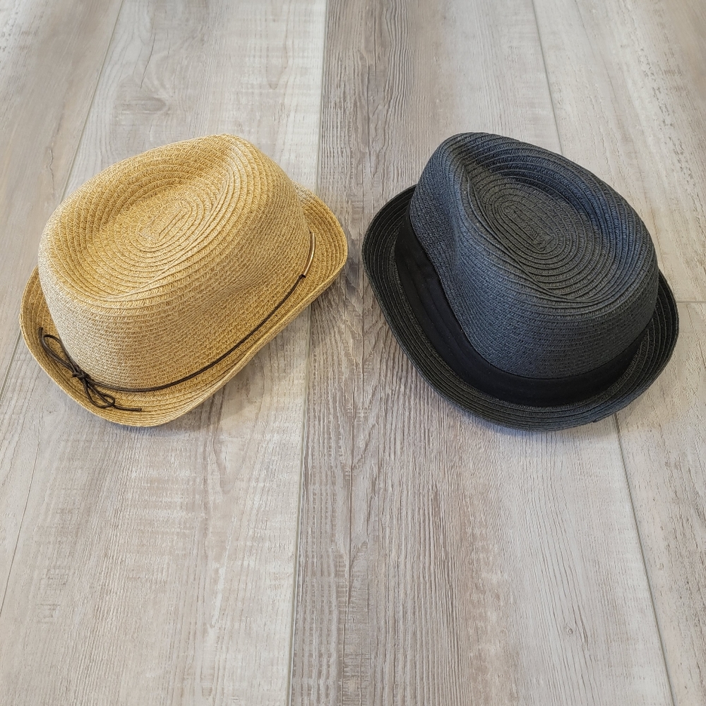 Lot of 2 fedora hats